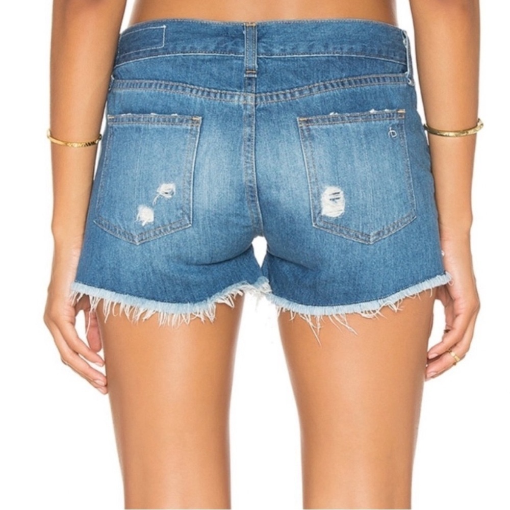 Revolve Rag & Bone The Cut-Off Jean Shorts in Freeport Size 29 Distressed Retro - Picture 3 of 15
